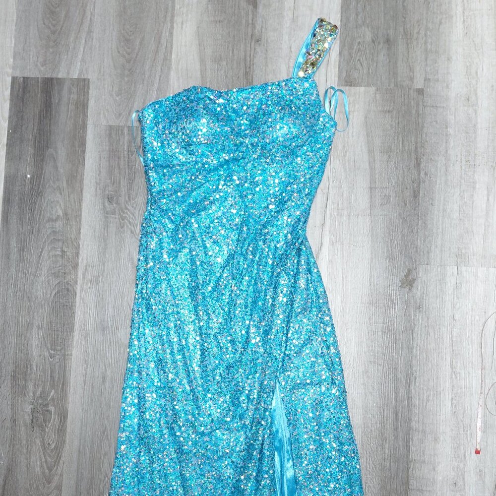 La Femme | Ocean Blue Sequins Floor Length One Shoulder Bodycon Gown| Size 12